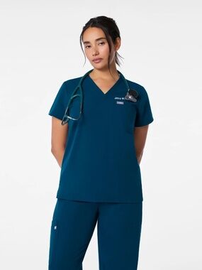 Figs-Catarina One-Pocket Scrub Top Deep Reef